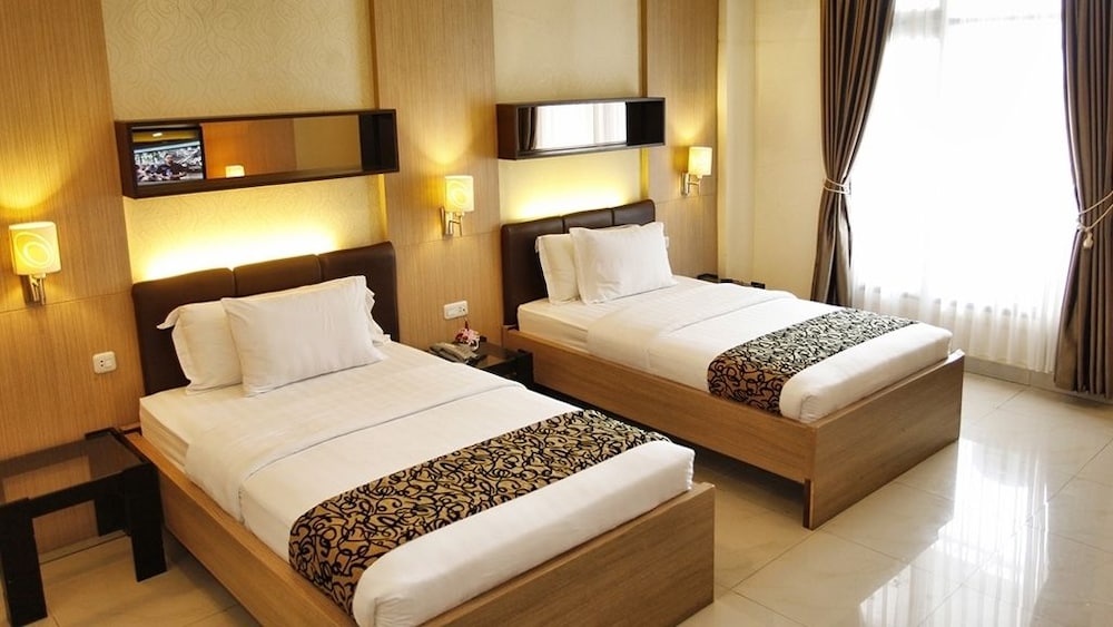 Hotel Cianjur Cipanas (Ex Ayola Hoci Cipanas) 9/17