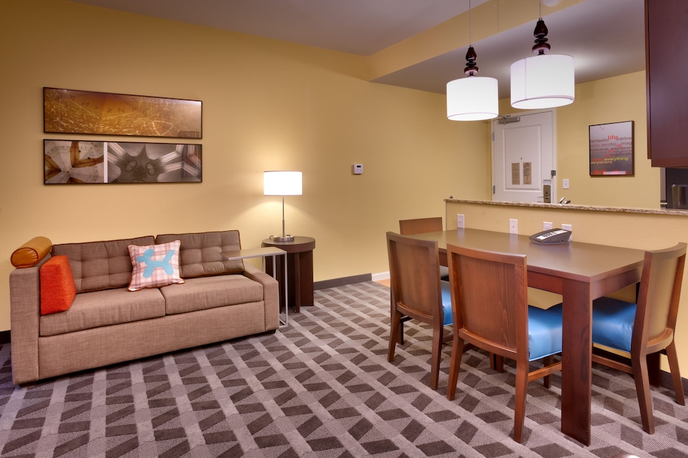 Towneplace Suites By Marriott Dickinson 30/47