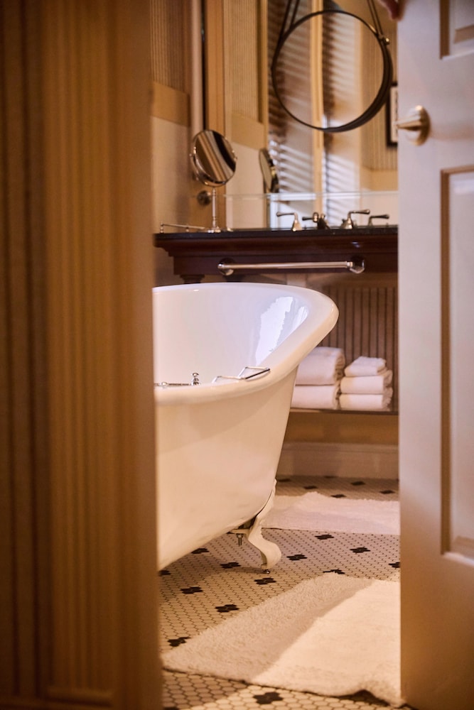 Hotel Jerome An Auberge Resort 26/50