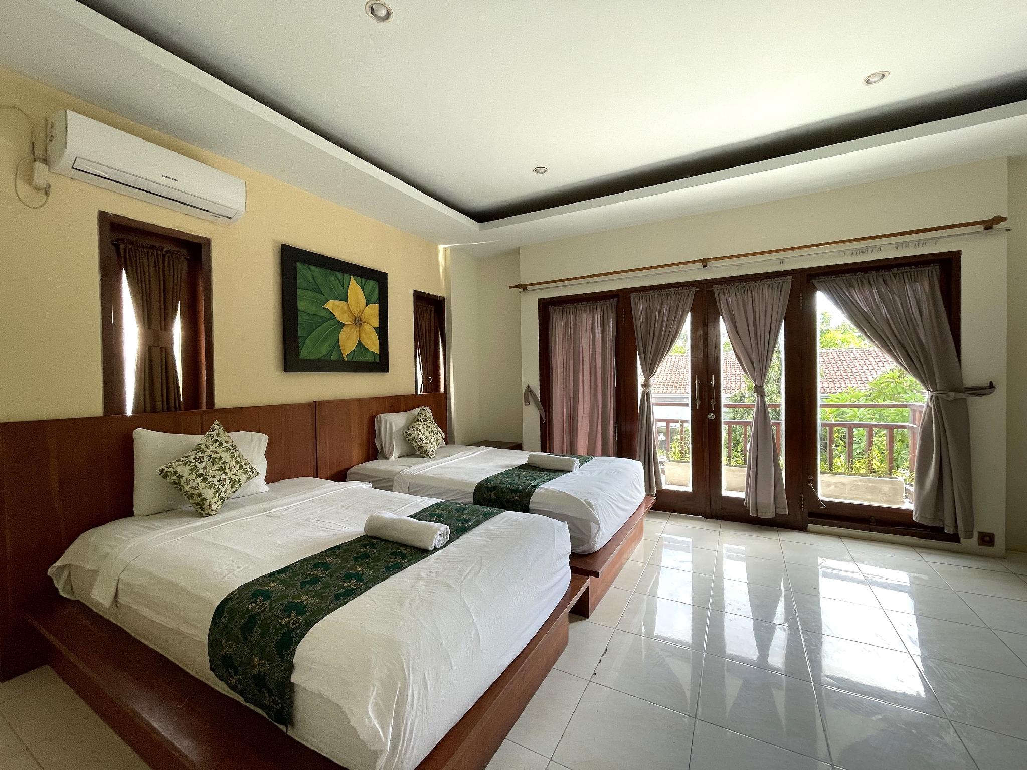 Resort, Twin Beds