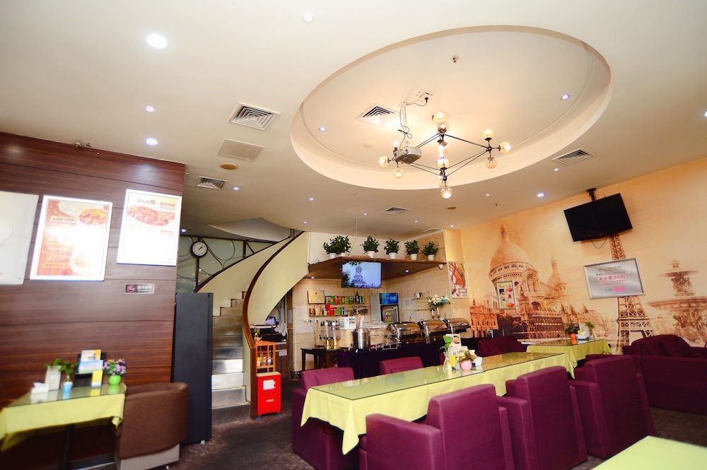 Kaili Hotel 58/68