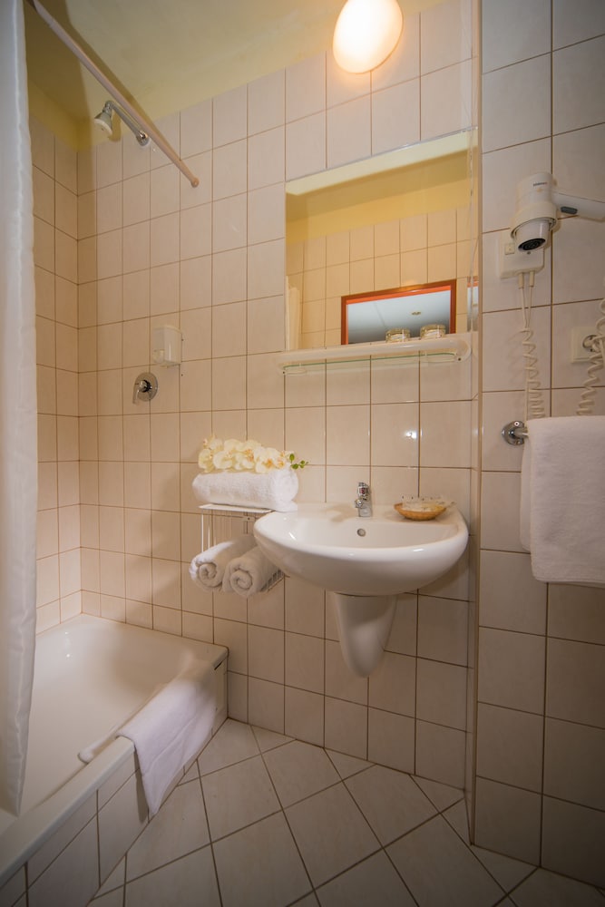 Top Hotel Praha 48/50