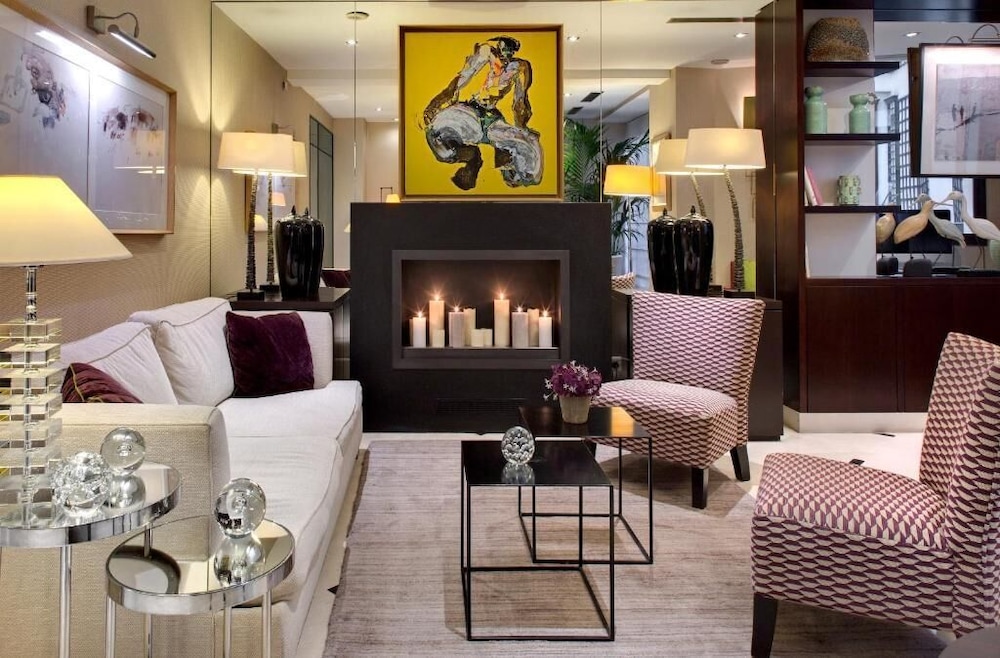 Hotel Le Senat 23/31