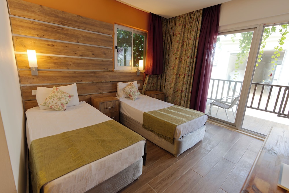 SL La Perla Hotel Kemer 11/50