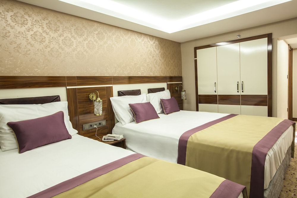 Huzur Thermal Hotel 7/50