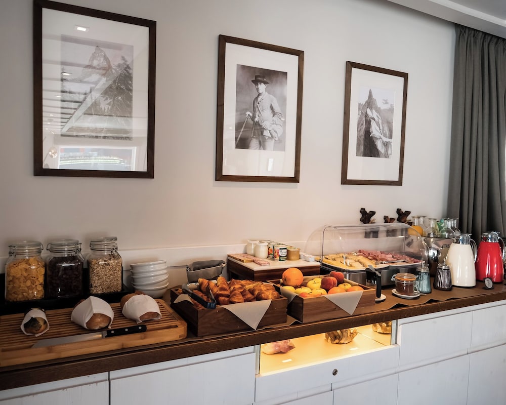 Chalet Hotel Le Whymper 44/63