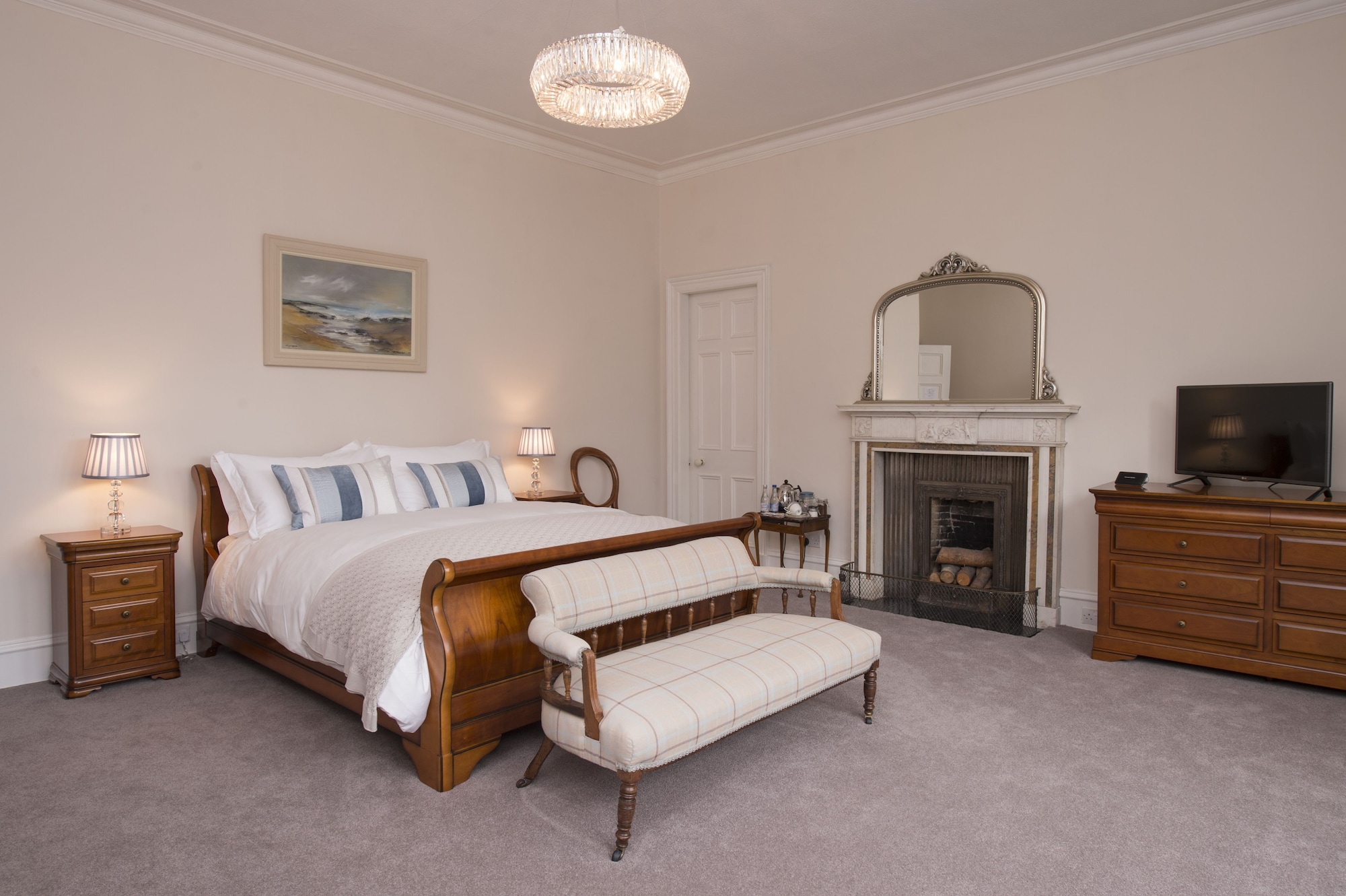 Superior, King Bed, Garden View
