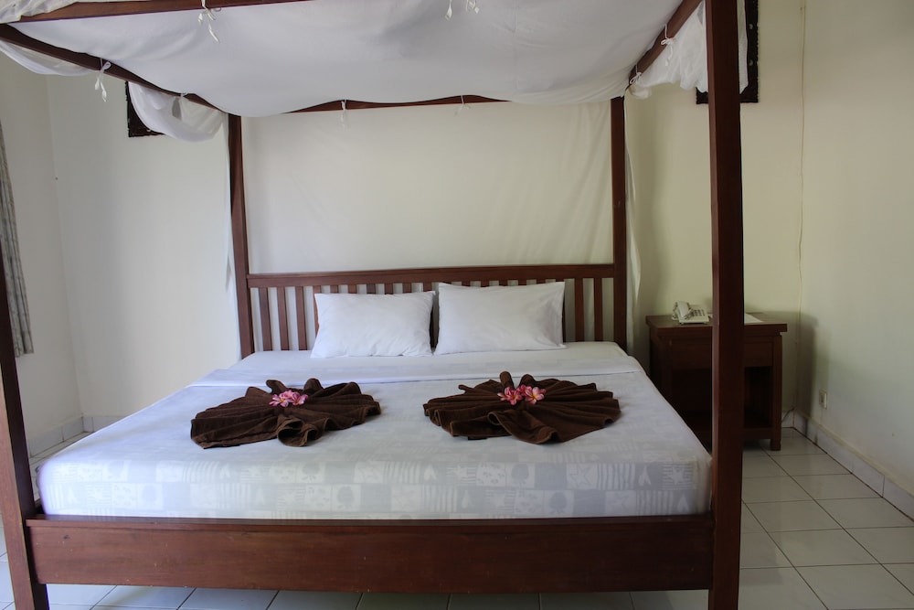 Aman Gati Hotel Lakey 20/50