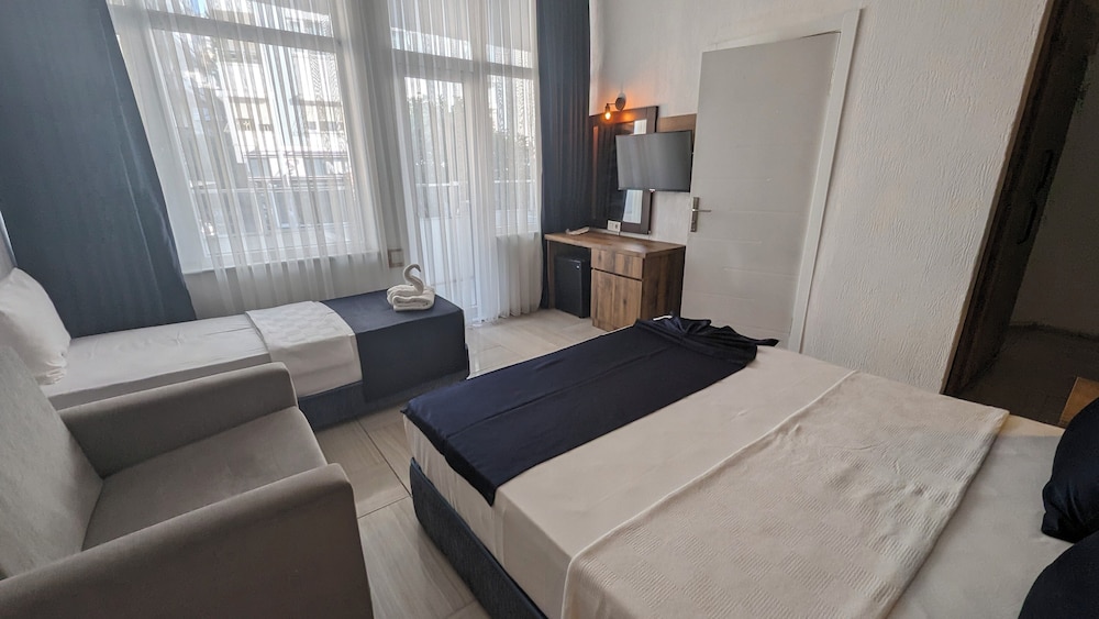 Ramona Kale Hotel 13/16