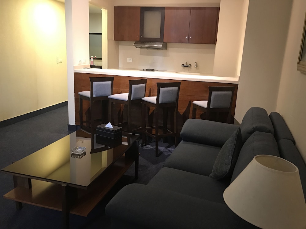 Ny Suites Hotel 35/58