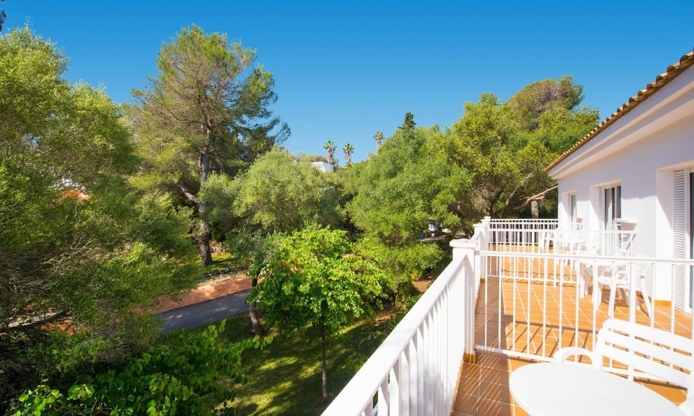 Hotel Cala Romantica 5/65