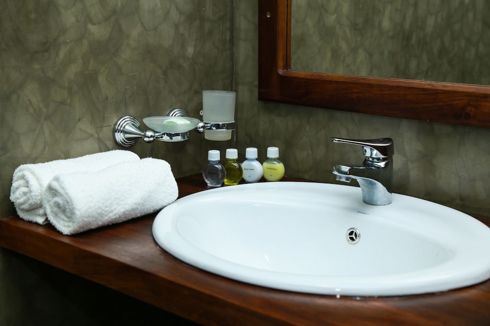 Oga Reach Hotel 34/42