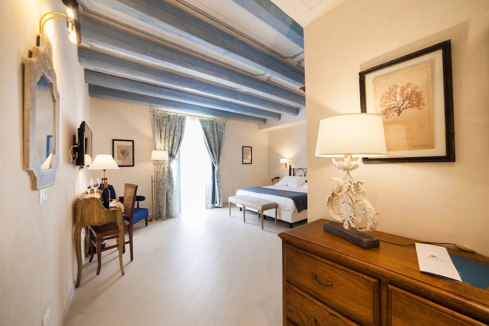 ALGILÀ ORTIGIA CHARME HOTEL 58/74