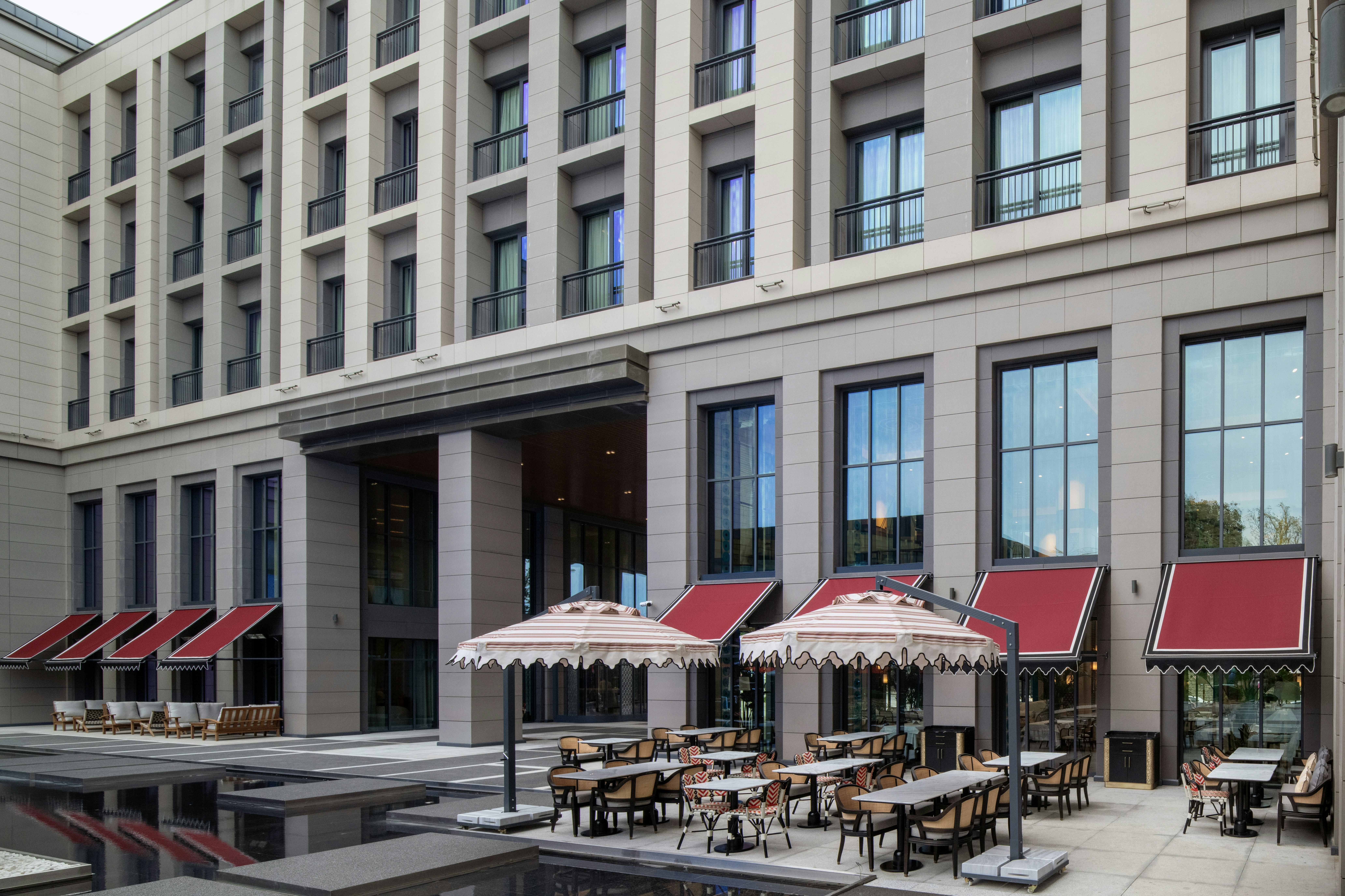 Altunizade Suites Istanbul, Curio Collection by Hilton 54/58