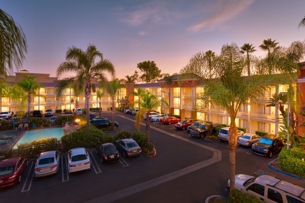 Cortona Inn And Suites 9/78
