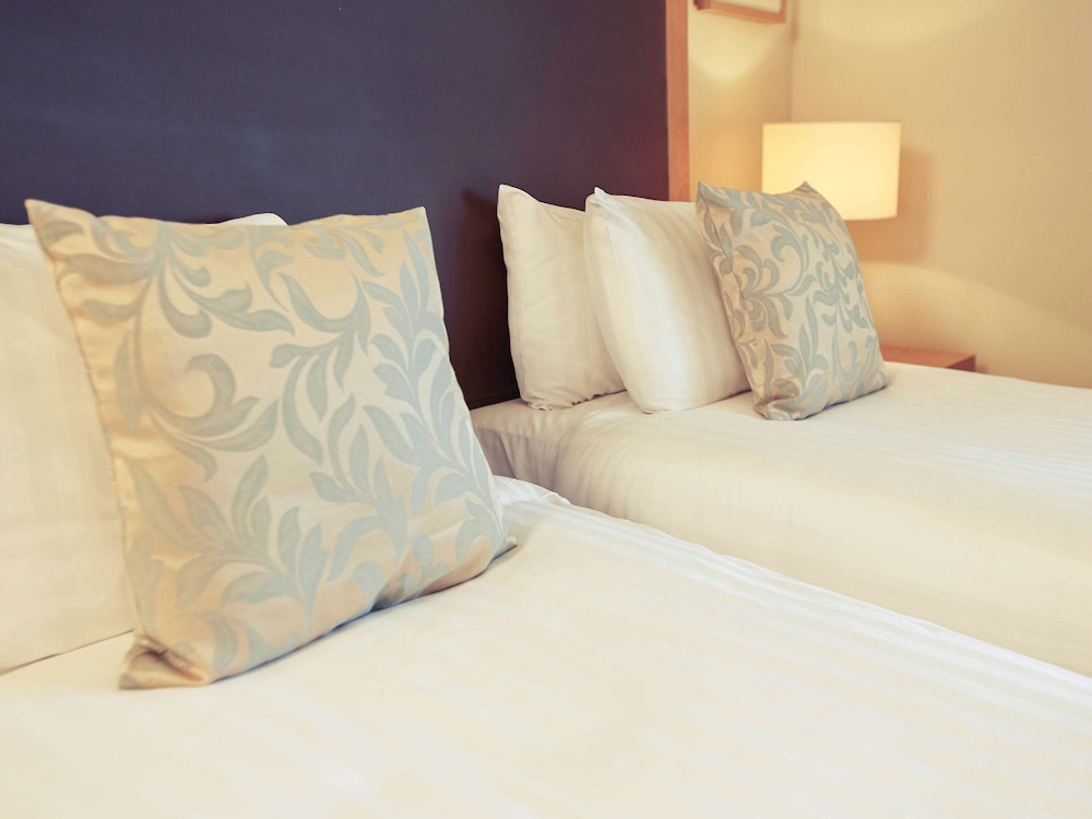 MERCURE SHEFFIELD PARKWAY 21/50