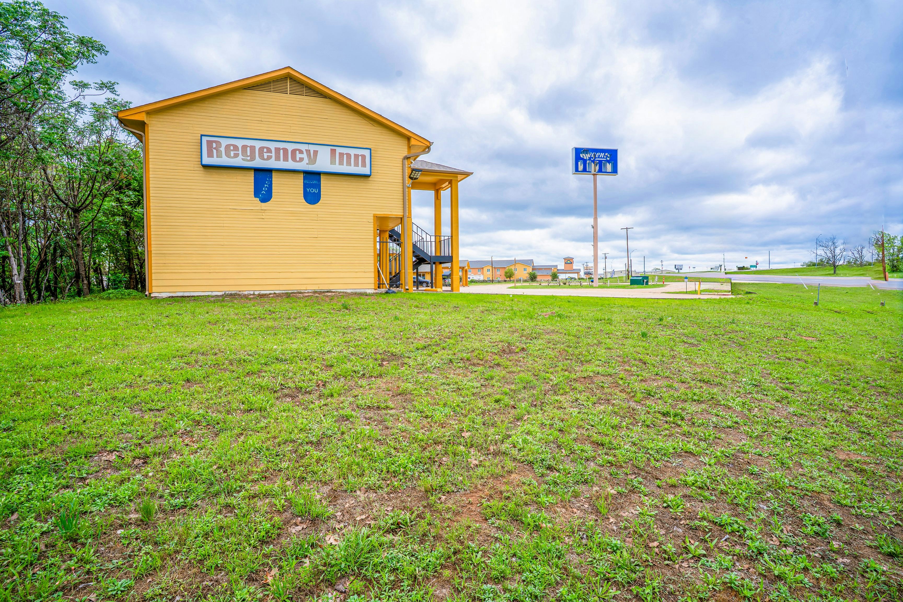 Regency Inn By OYO Rockdale TX 27/31