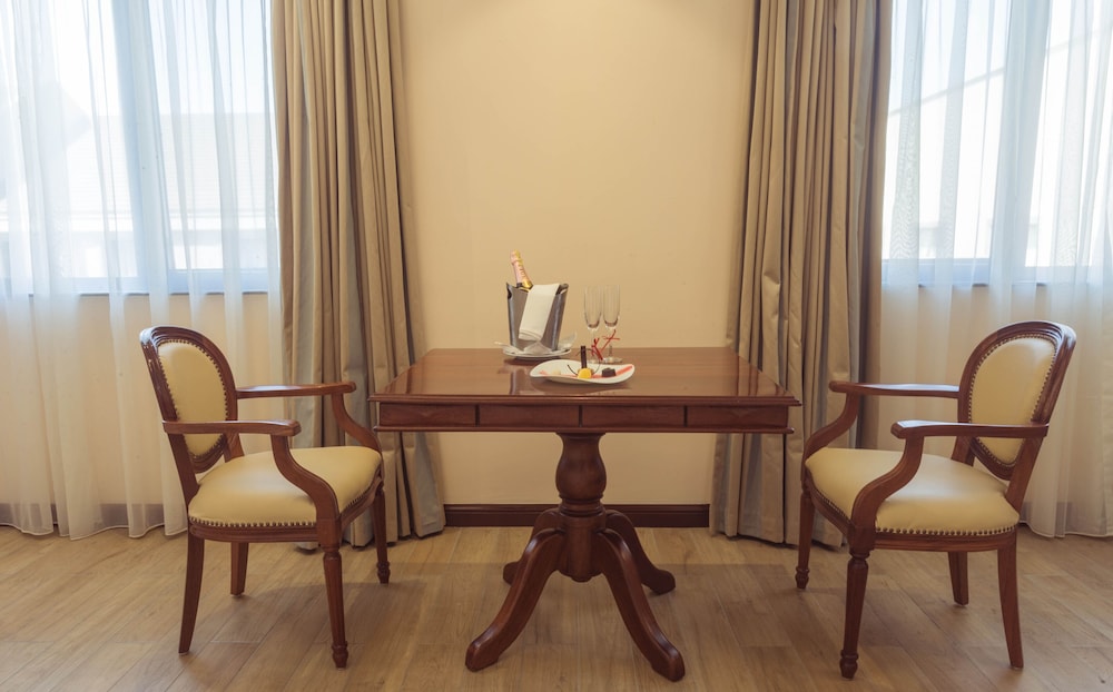 Sarova Woodlands Hotel Spa 37/50