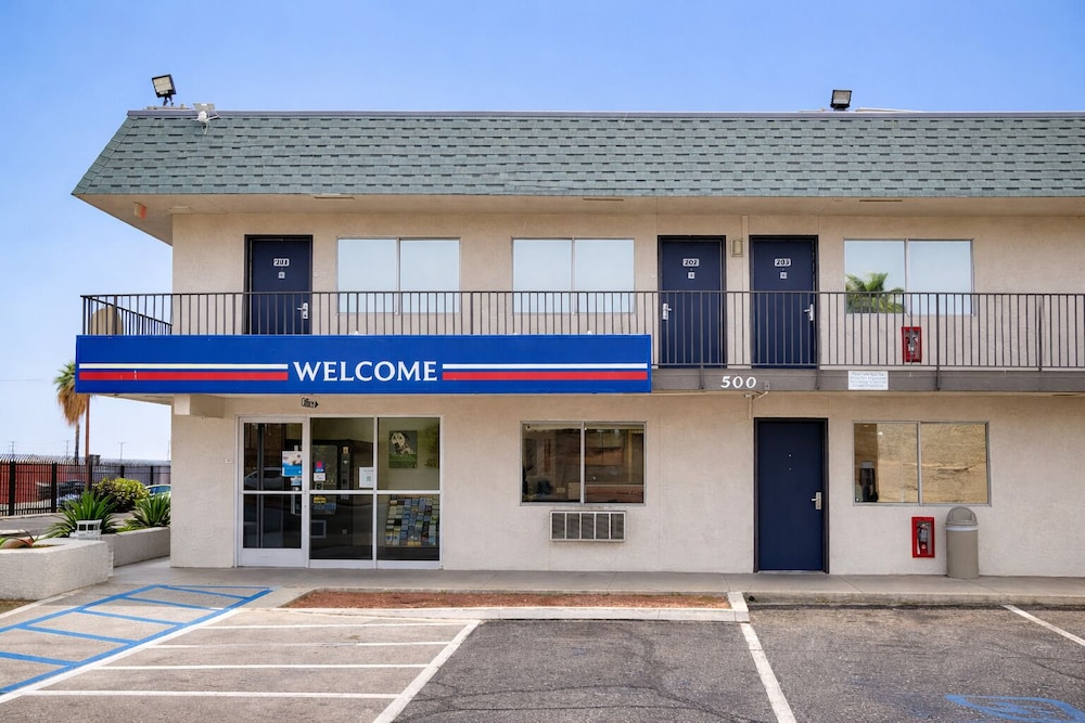 Motel6 Blythe, CA in BLYTHE - CA