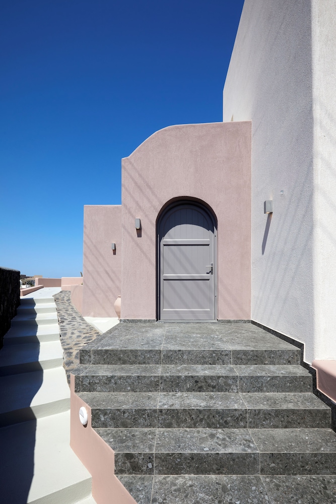 Myst Boutique Hotel Santorini 8/77