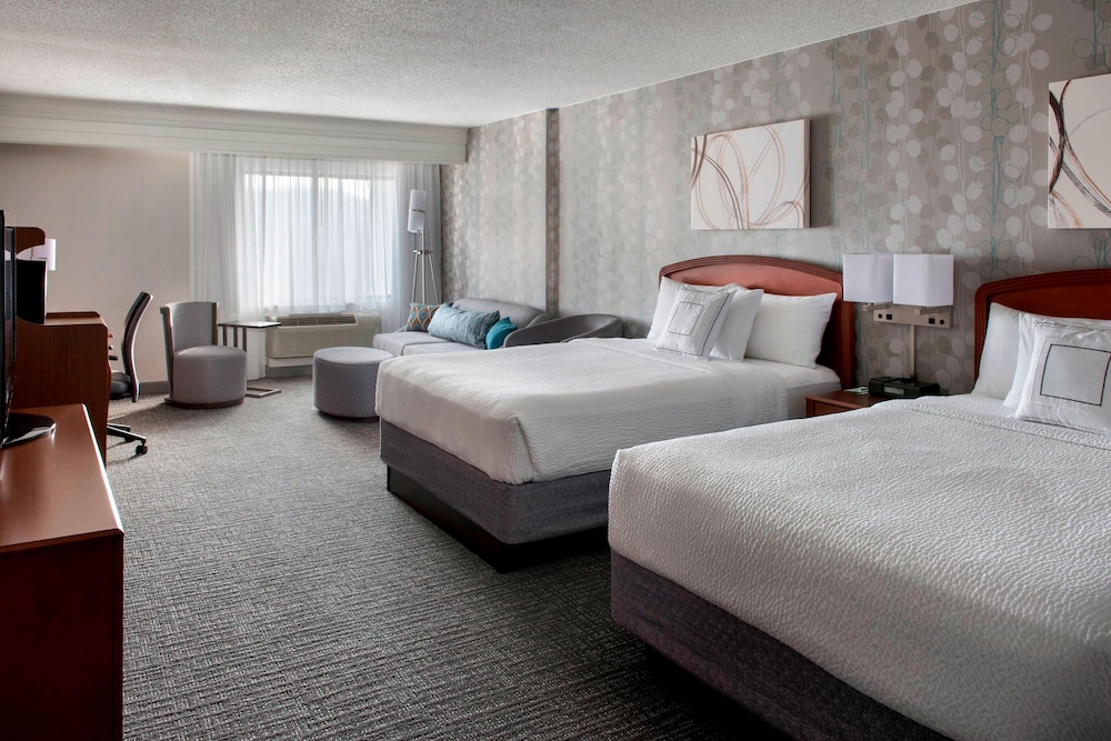 Courtyard by Marriott Lebanon 6/33