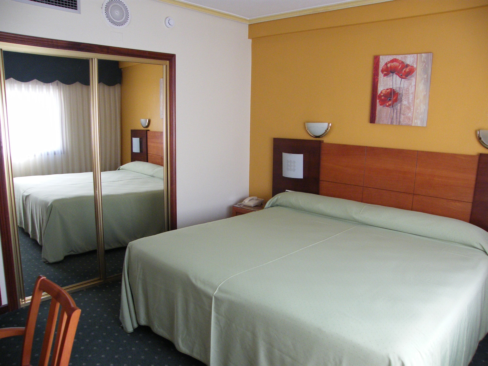 Room, Double Bed