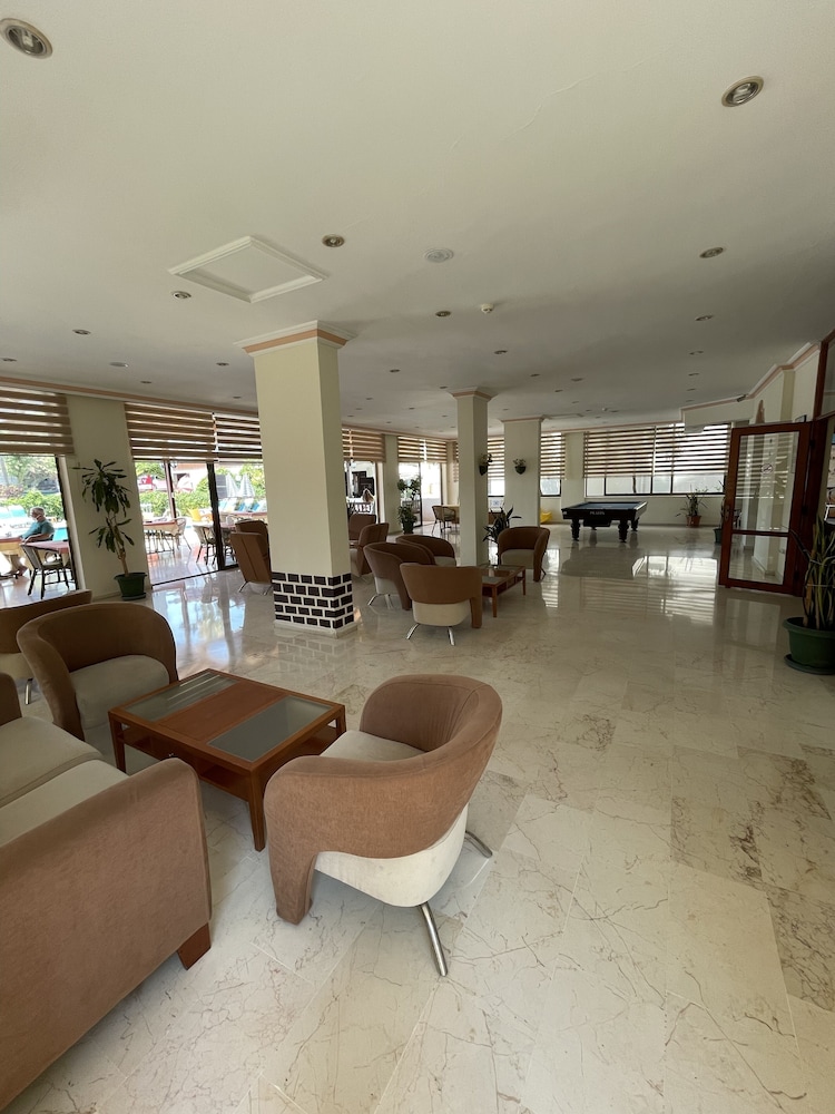 Miray Hotel 22/70