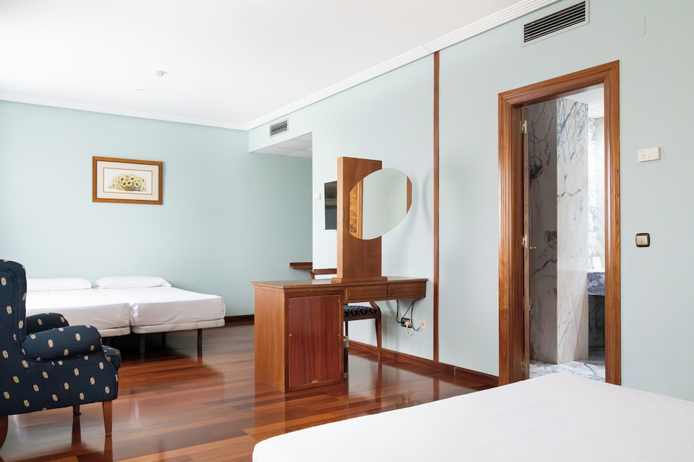 Hotel Checkin Basic Leon Norte 20/46