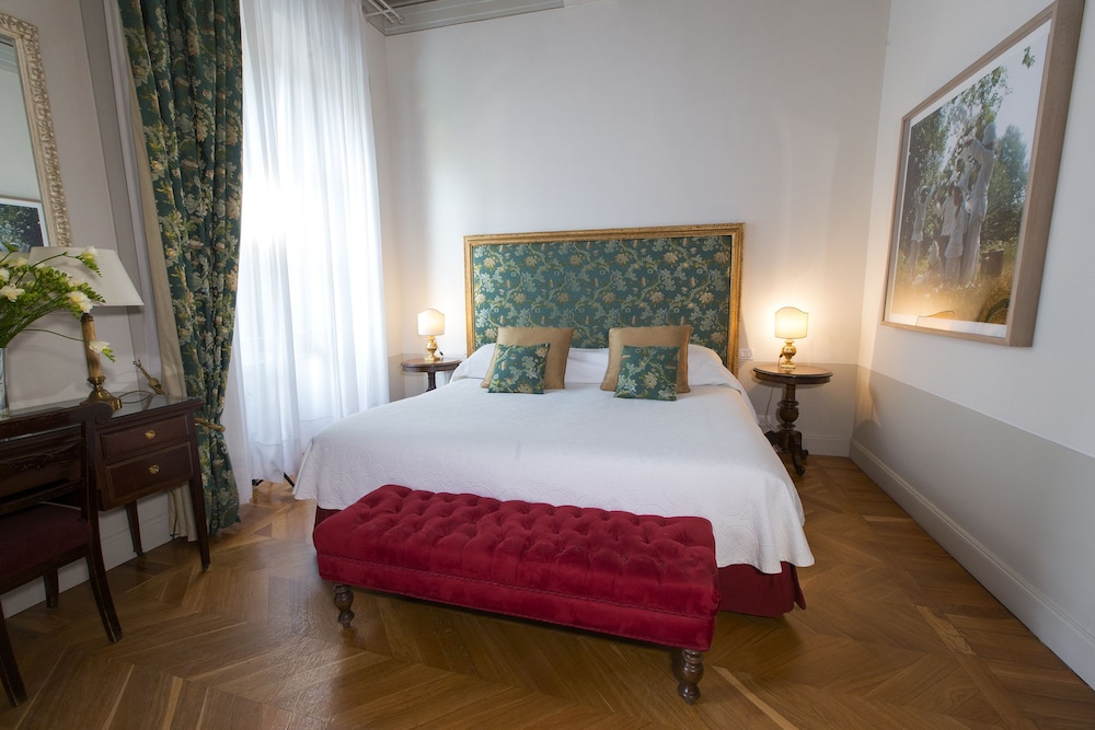 Albergo Pietrasanta 19/66