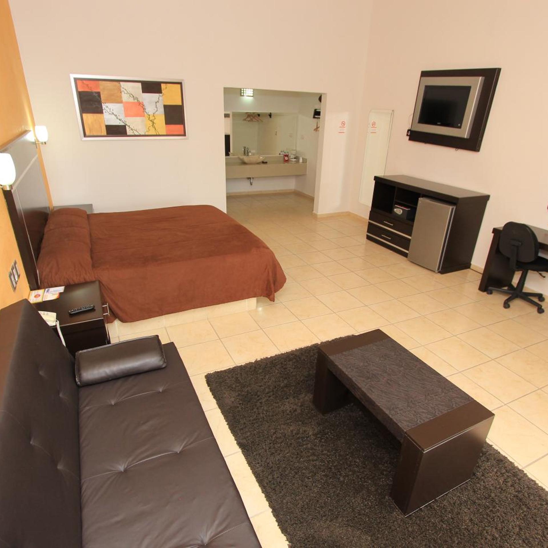Hotel 5 Inn 33/50