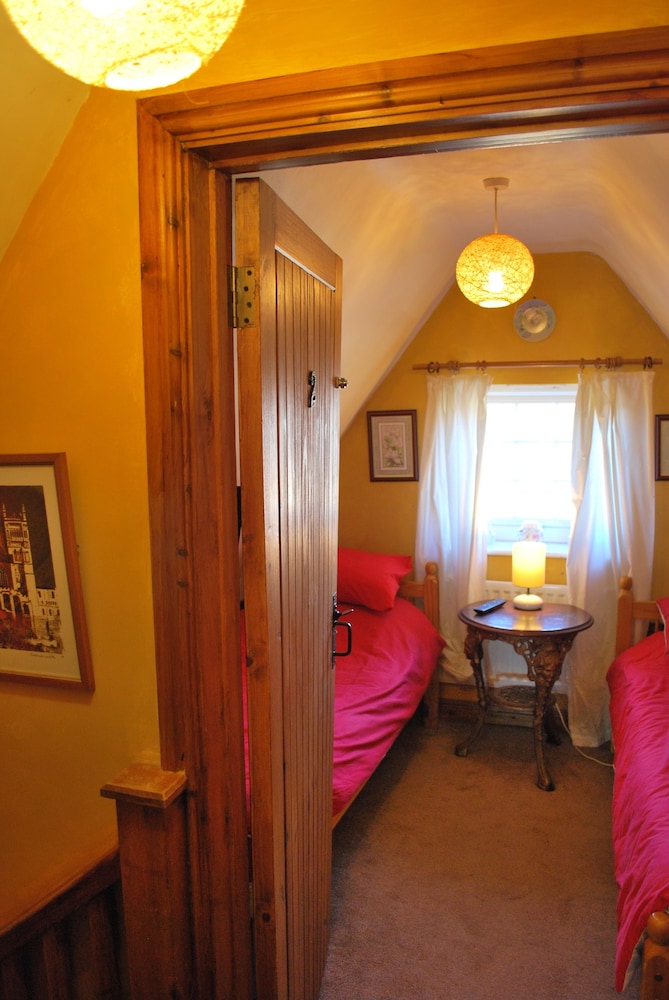 OYO Yarm Cottages 46/64