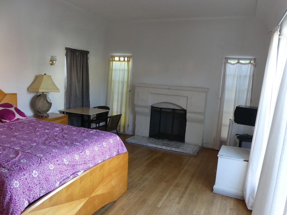 STANDARD, DOUBLE BED