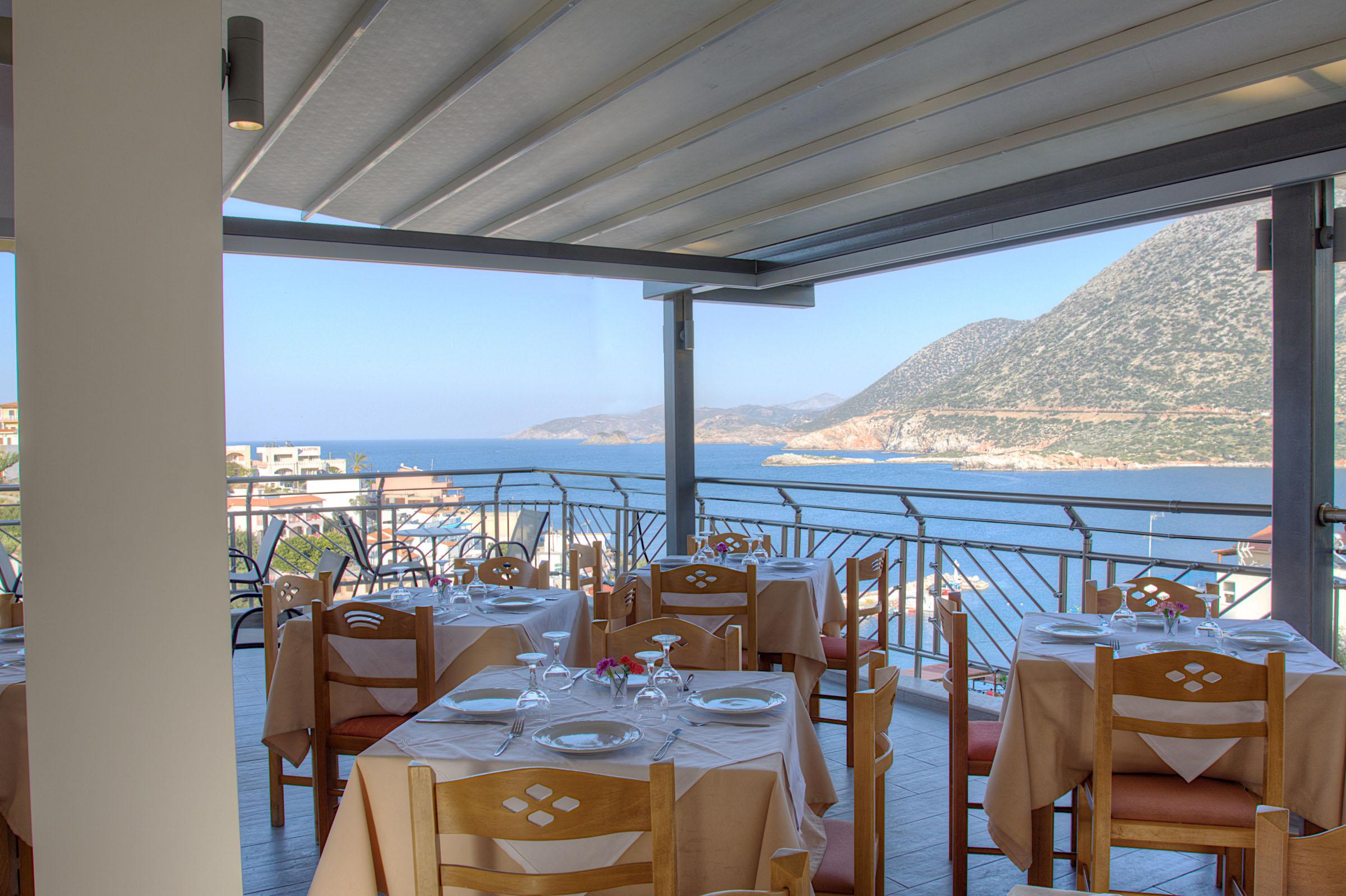 APARTHOTEL ATHINA 4/7