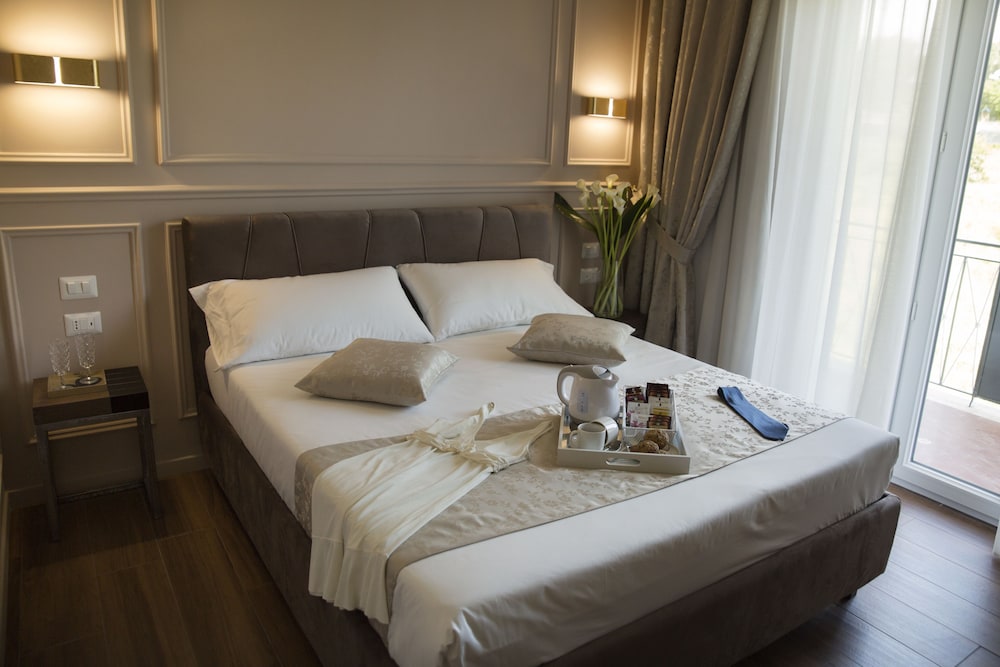 Unicum Roma Suites 2/50
