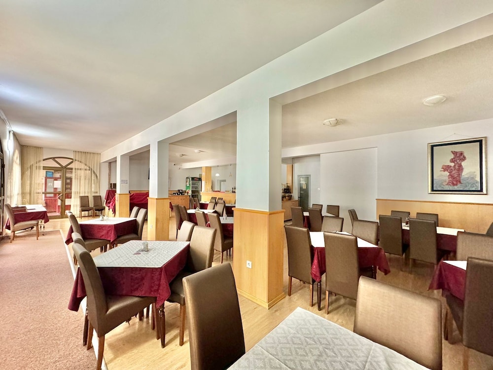 Hotel Grbalj 60/75
