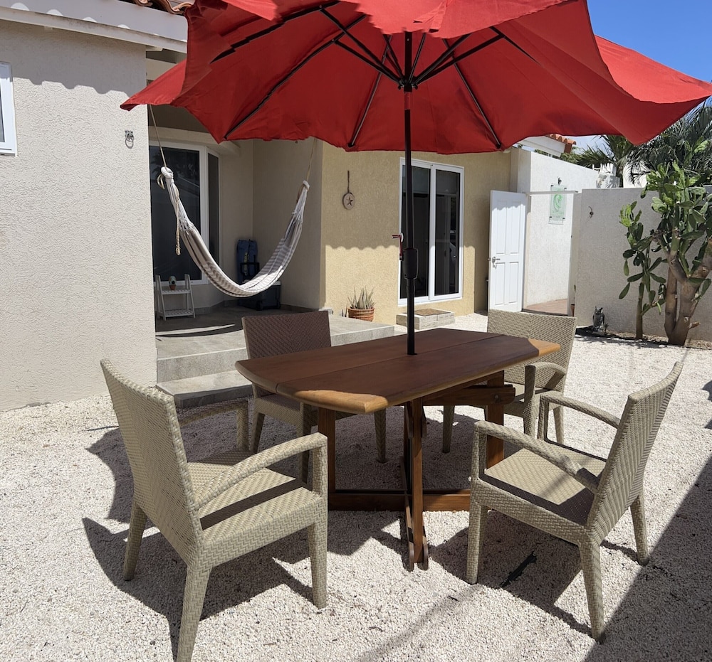 Arubas Bakval Suites 25/50