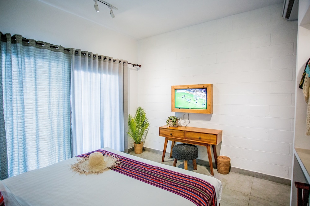 Abdi Hotel & Bungalow 6/28