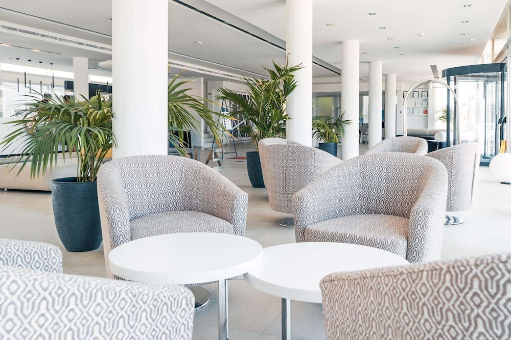Aequora Lanzarote Suites 46/67