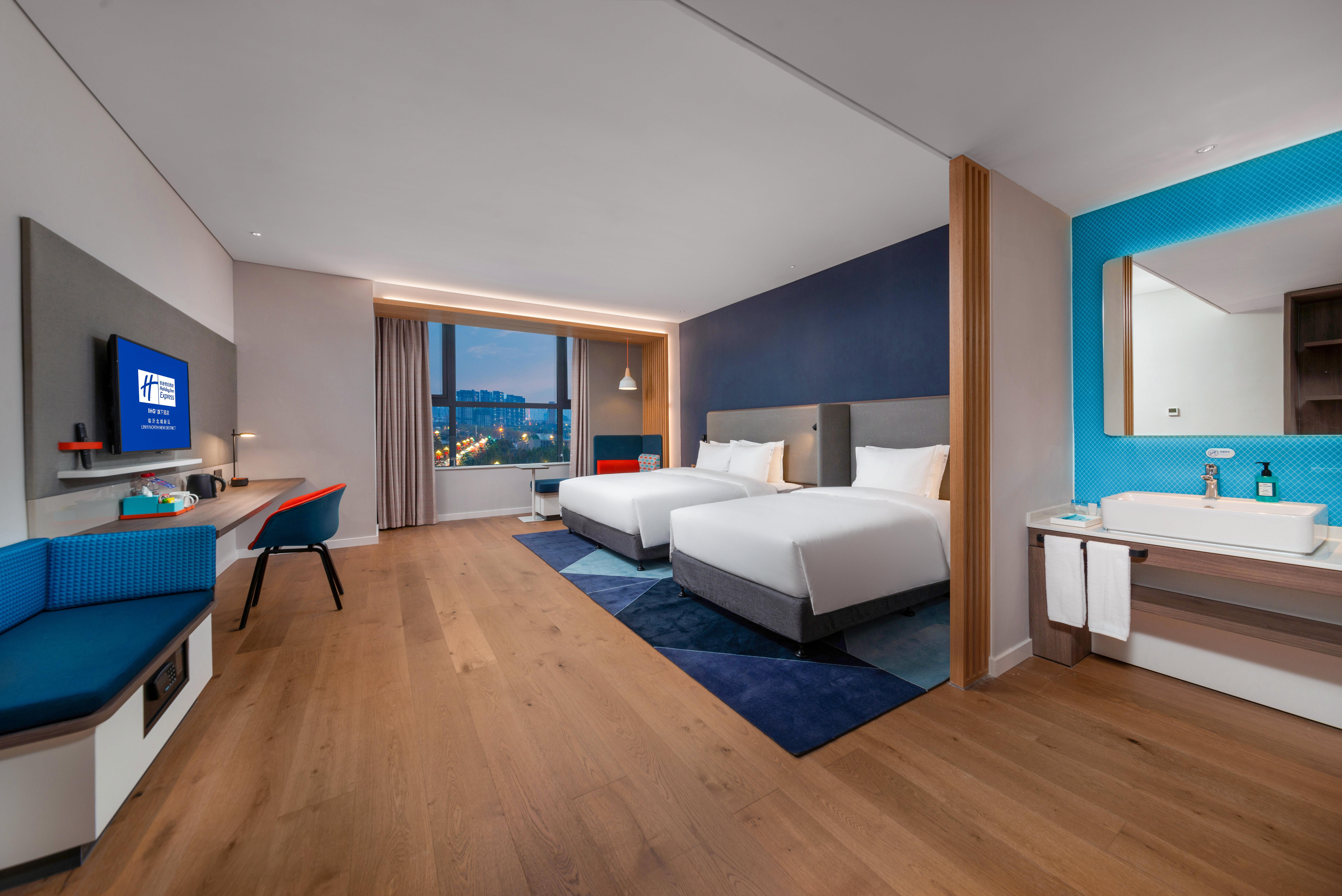 Standard, Twin Beds, Extra Floor Space