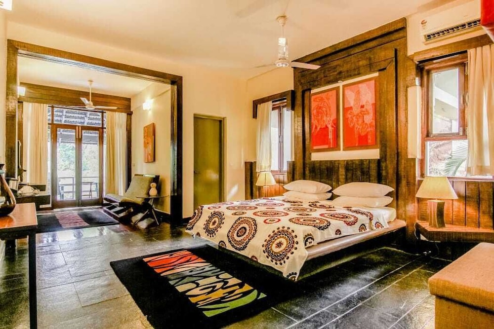 CASA COLVALE 10/50