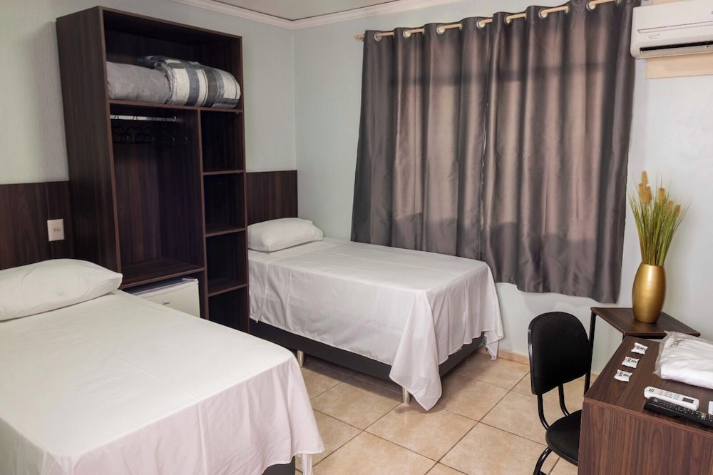 Rosas Hotel 16/58