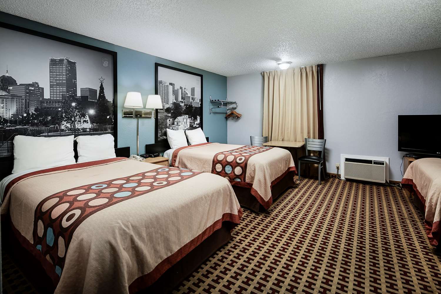 Super 8 By Wyndham Elk City 3/4