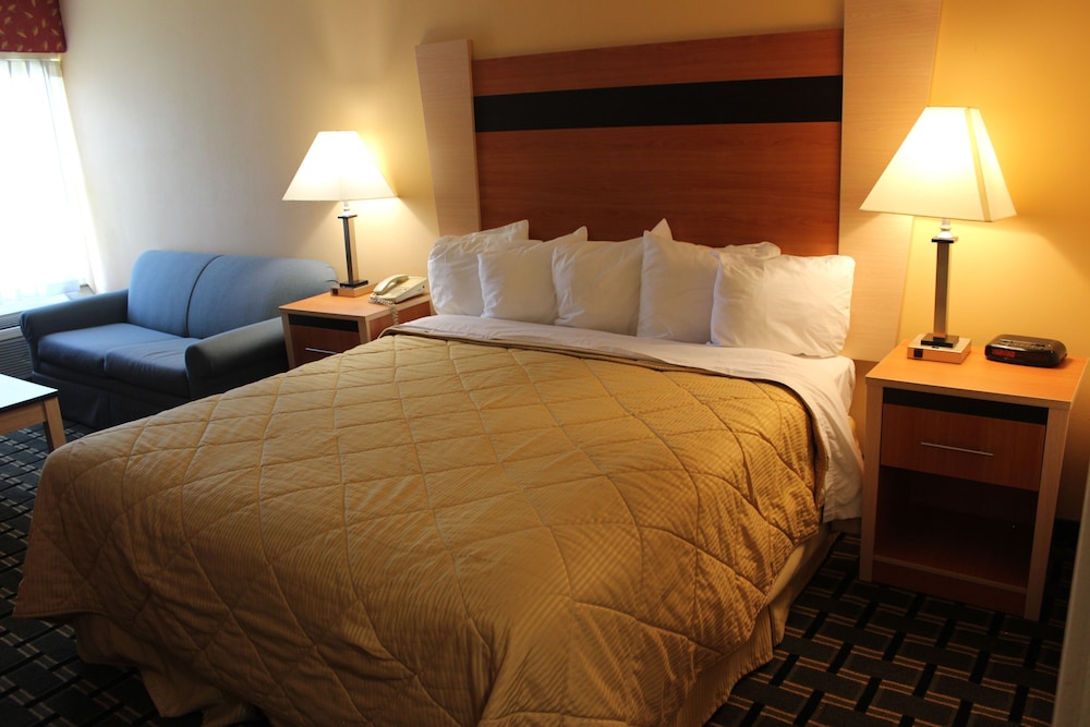 Baymont by Wyndham North Dartmouth / Fall River 25/46