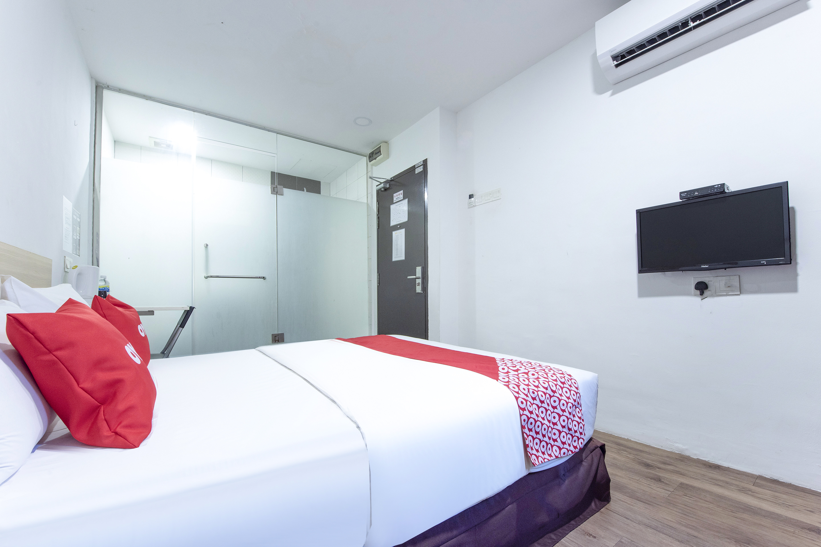 N City Hotel 12/48
