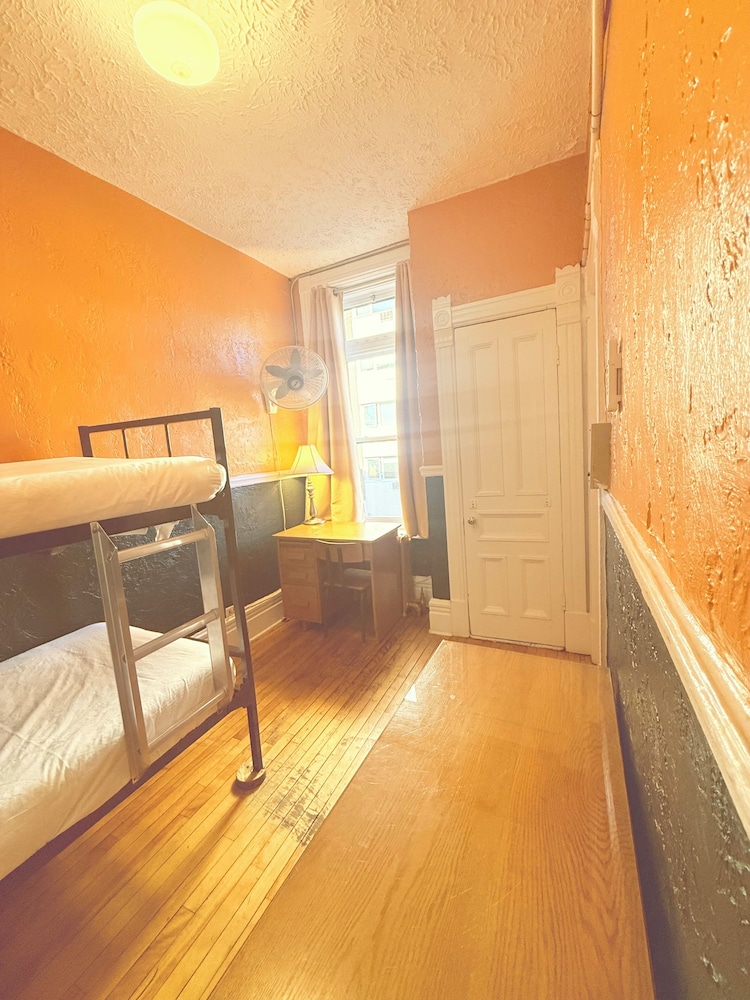 Le Gite Du Plateau Mont Royal 40/69