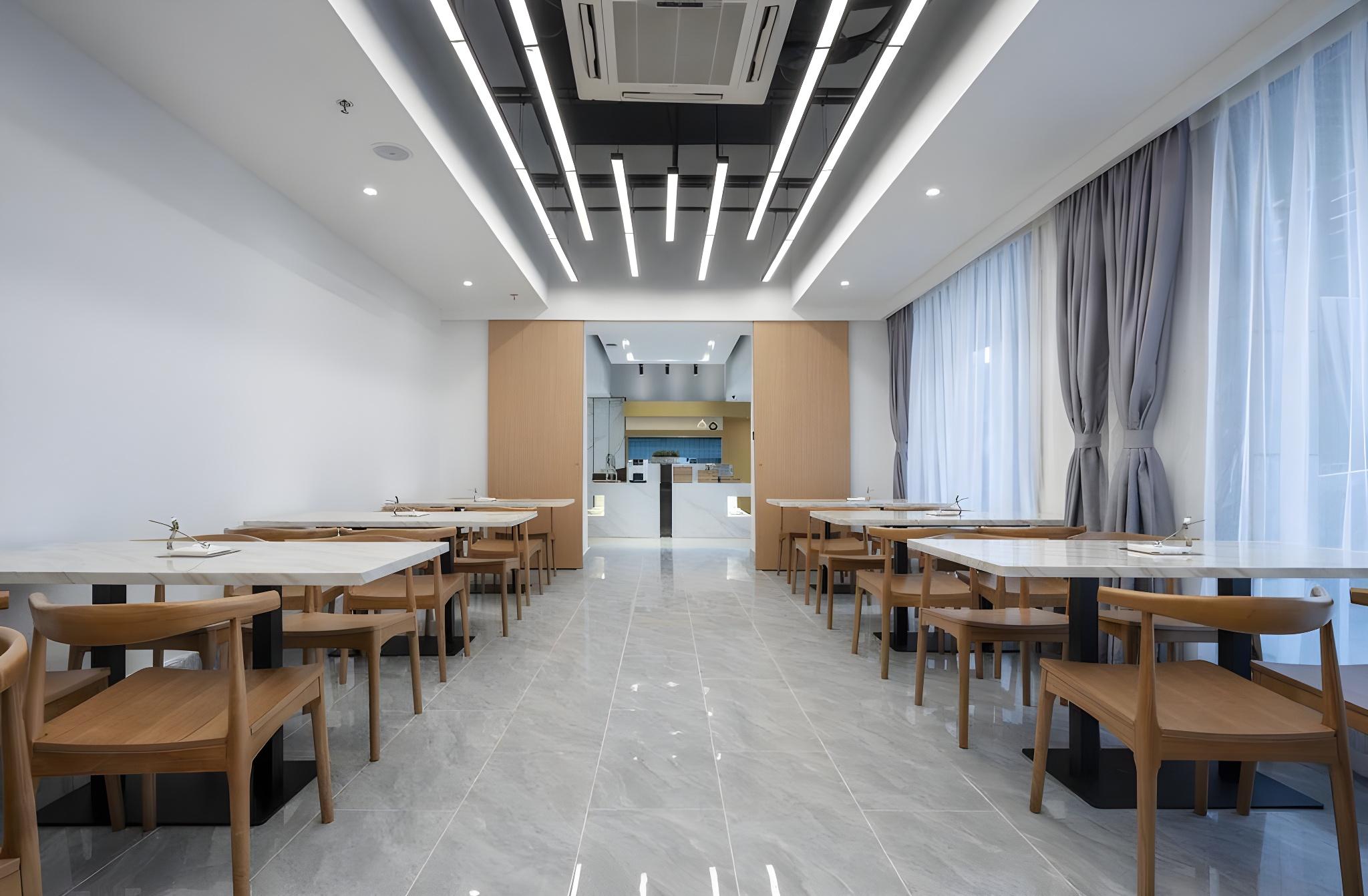 Lavande Hotel (Wuhan Optics Valley Technology Convention and Exhibition Center) 38/43