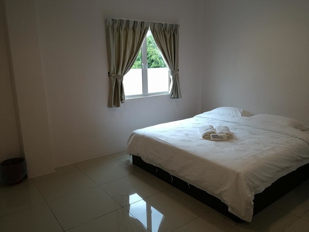 STANDARD, KING BED