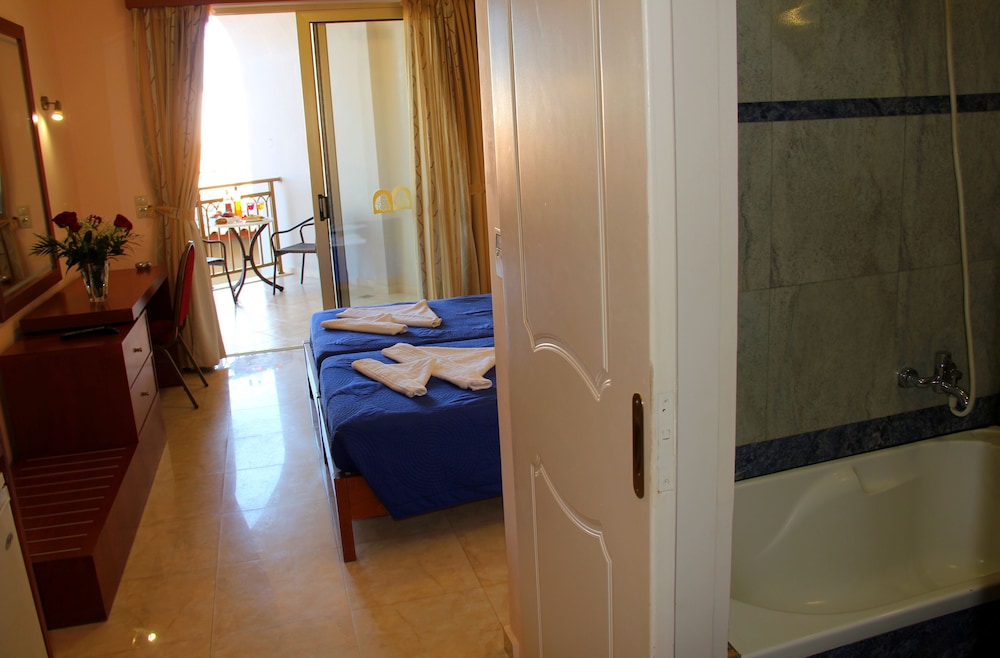 White Olive Elite Rethymno 19/50