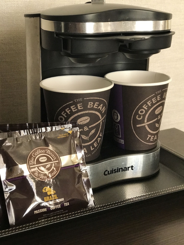 DoubleTree by Hilton Hotel Los Angeles Downtown photo2