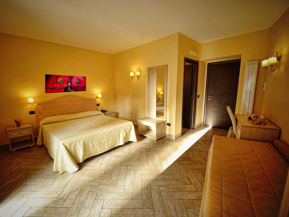 Barbato Hotel 18/50